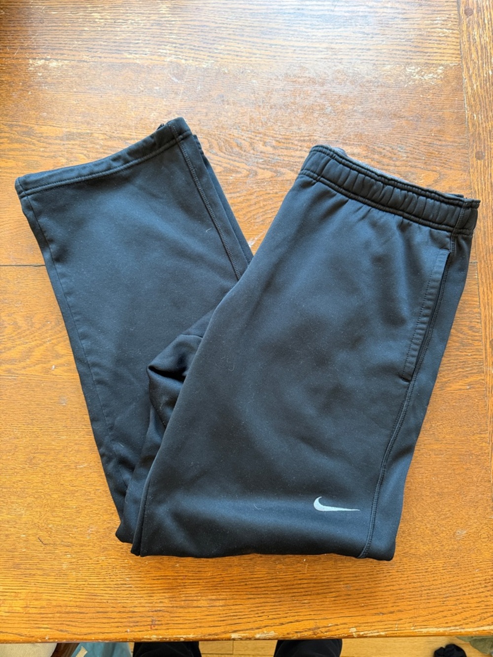 Nike ThermaFit Medium Sweatpants with Silver Swoosh